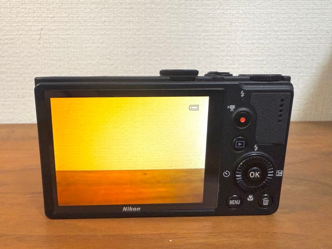 Nikon クールピクス　COOLPIX P310 デジタルカメラ一式