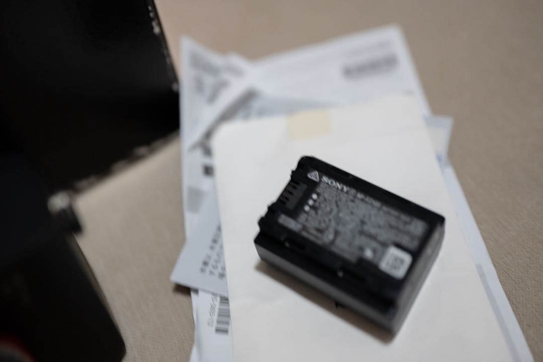 SONY α7 IV ミラーレス一眼 本体 箱付き 送料込み