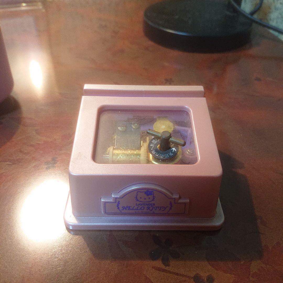 1233 ハローキティオルゴール ラベンダー