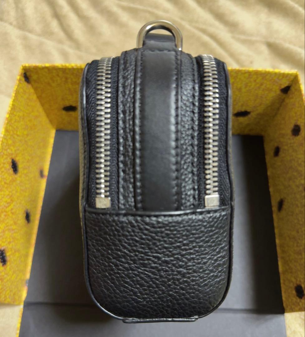 LOEWE カメラバッグ ショルダーバッグ 【最終期間限定値下げ中】