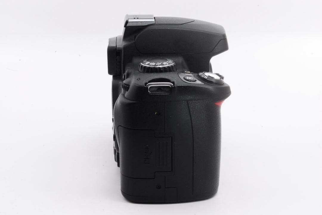 Nikon D40 標準レンズセット 初心者向け【極軽量×簡単操作】