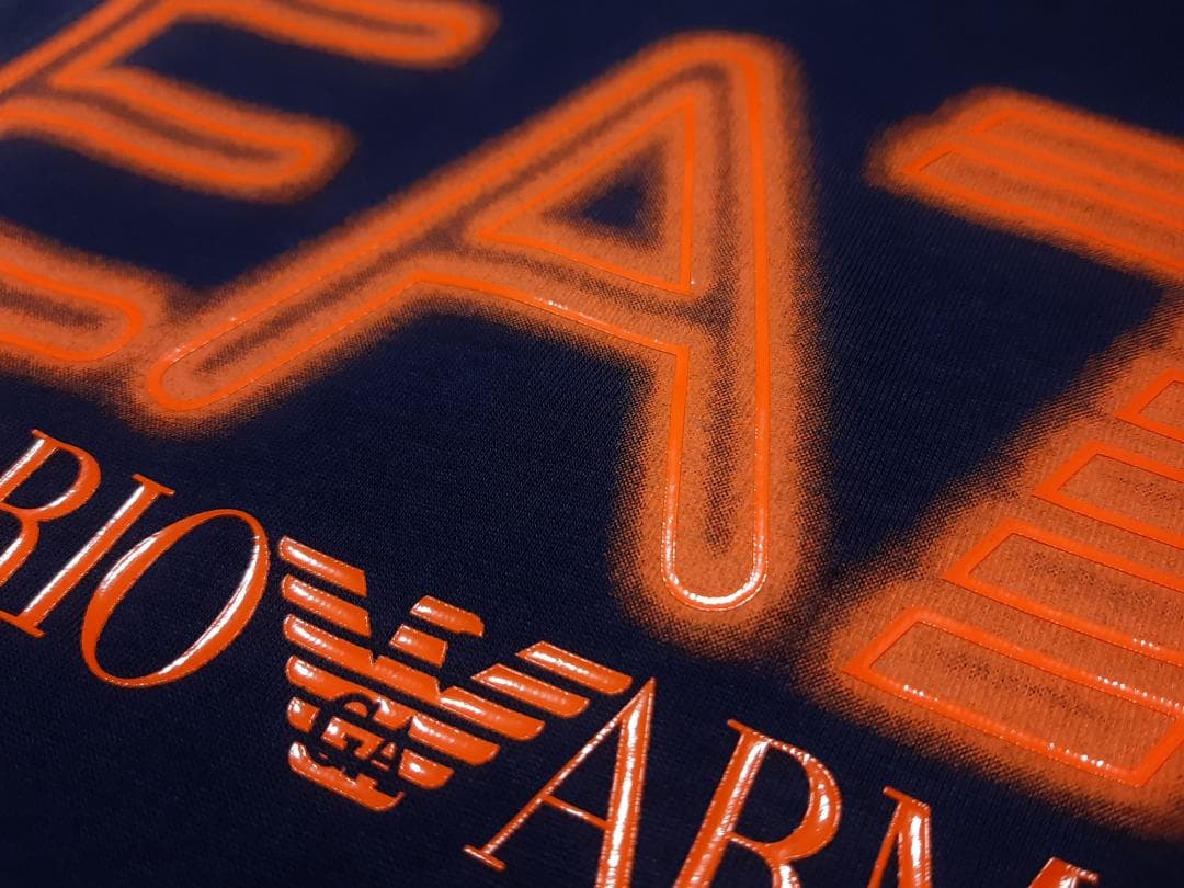 【専用】EA7/アルマーニジュニア　紺・半袖Tシャツ　8A・8歳