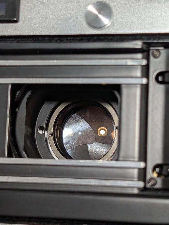 【外観美品・ 完動品】KONICA ⅢA 50mm F1.8 フィルムカメラ