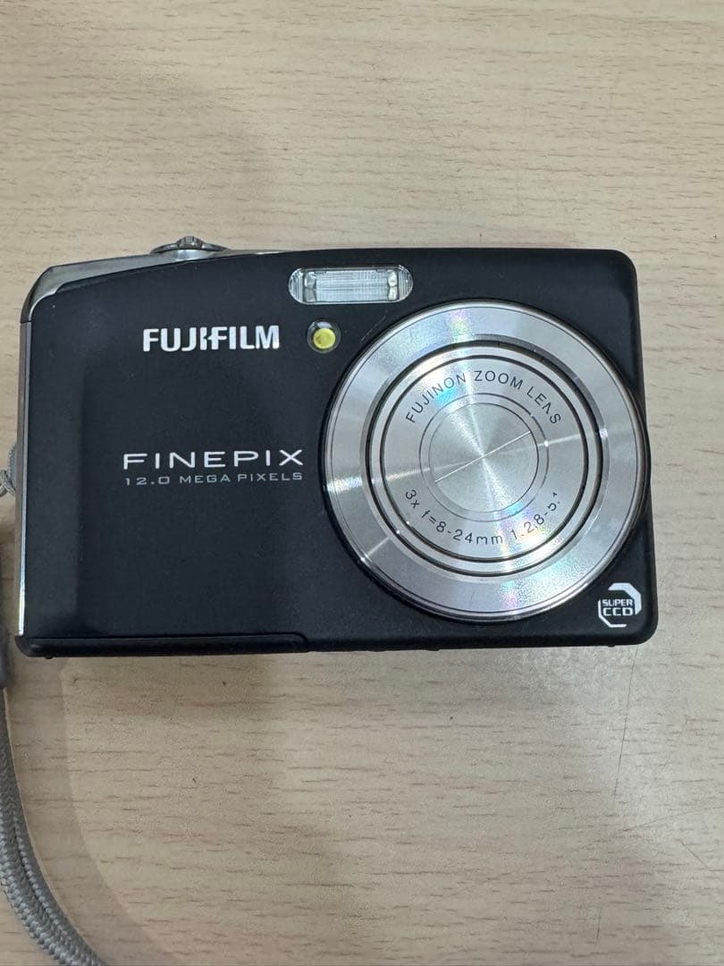 FUJIFILM FINEPIX 12.0メガピクセル