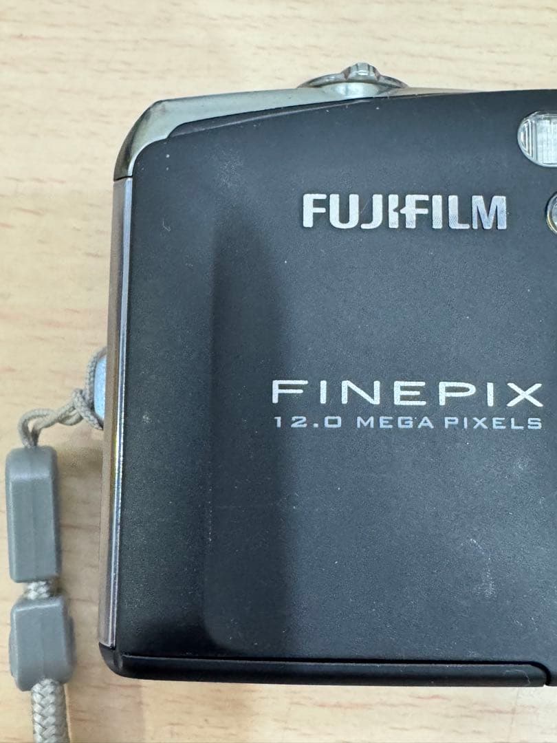 FUJIFILM FINEPIX 12.0メガピクセル