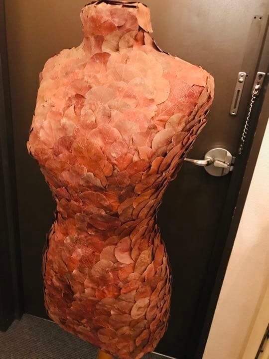 パリ前衛アート　プリザードリーフのボディー　トルソー　フランス製
