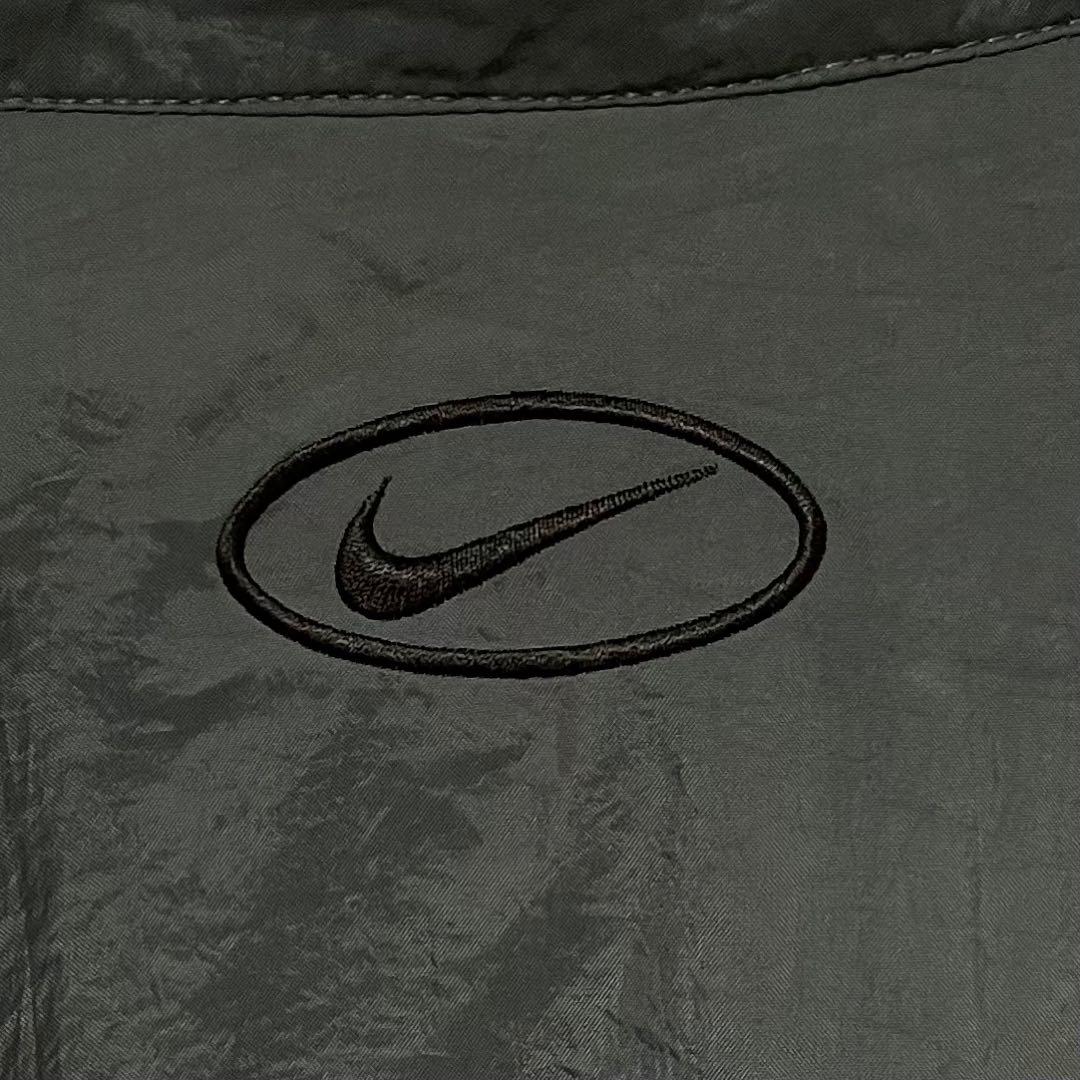 970【人気Lサイズ】ナイキ♤刺繍ロゴ　90s 銀タグ　ナイロンジャケット　希少