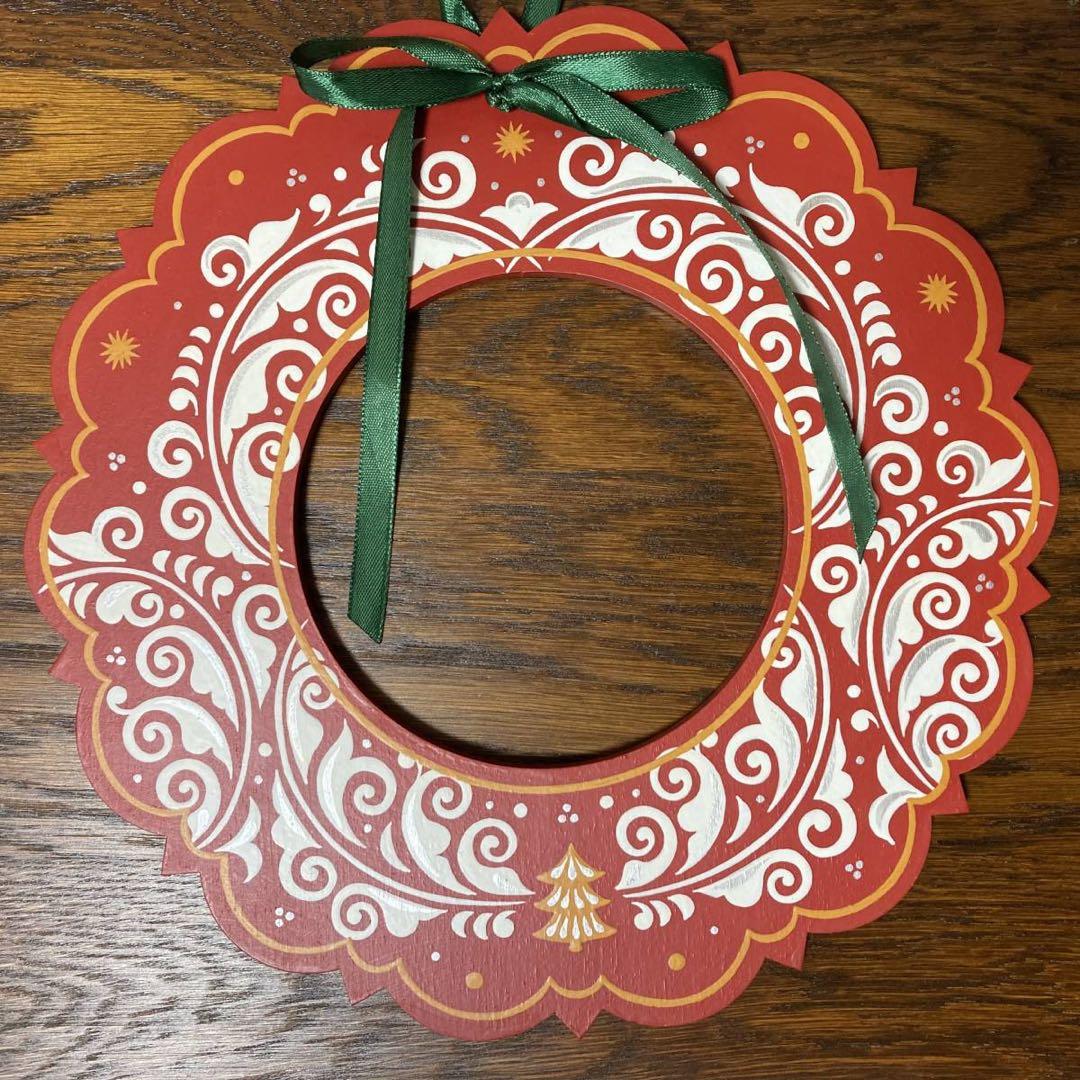 ロシア雑貨☆木製クリスマスリースB★レッド 壁掛け飾り マトリョーシカ　オリガ作