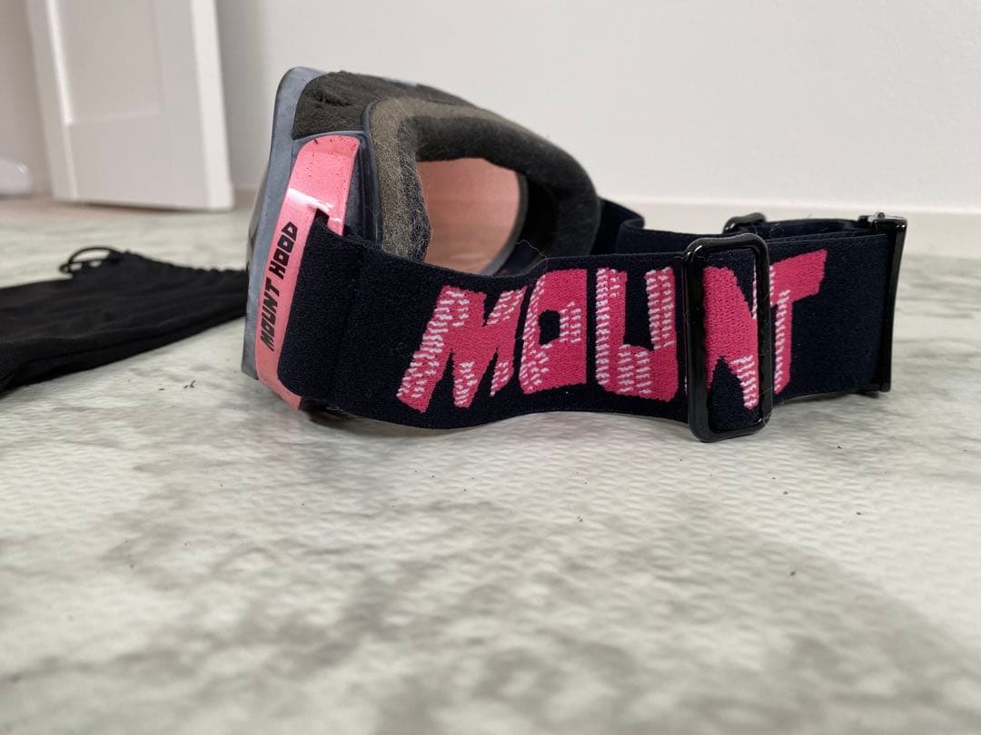 【美品】スノーボードウェアセット（ジャケット・パンツ・手袋・ゴーグル・ニット帽）