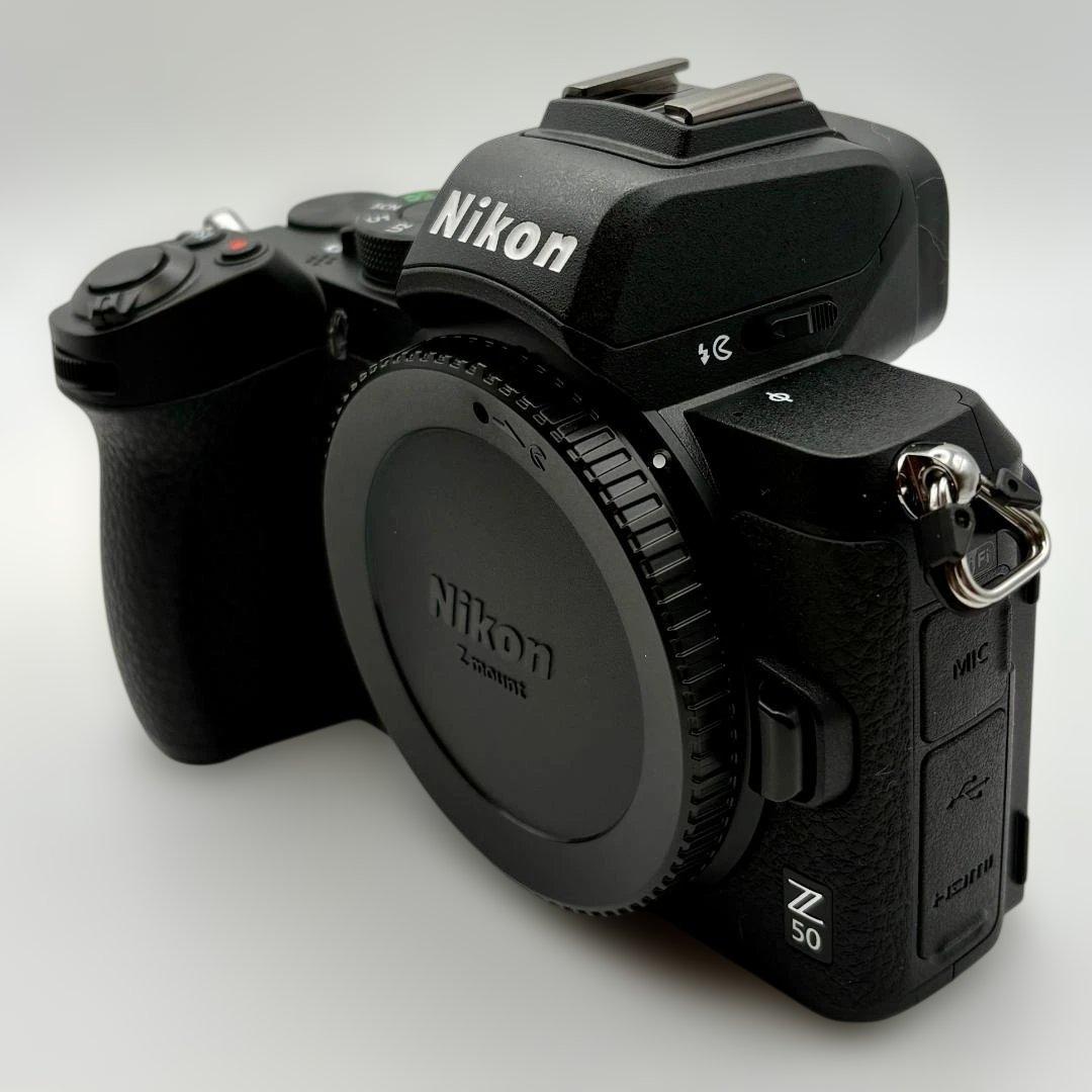Nikon Z50 ミラーレスカメラ ダブルズームキット +純正バッテリー2個付