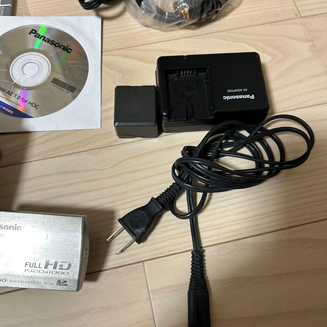 パナソニック　ビデオカメラ　HDC-TM300