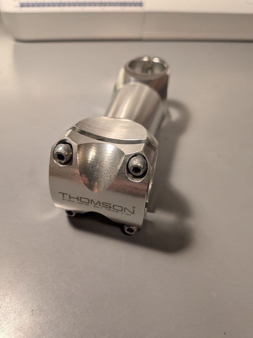 THOMSON　ELITE X4 ステム　0°×100mm