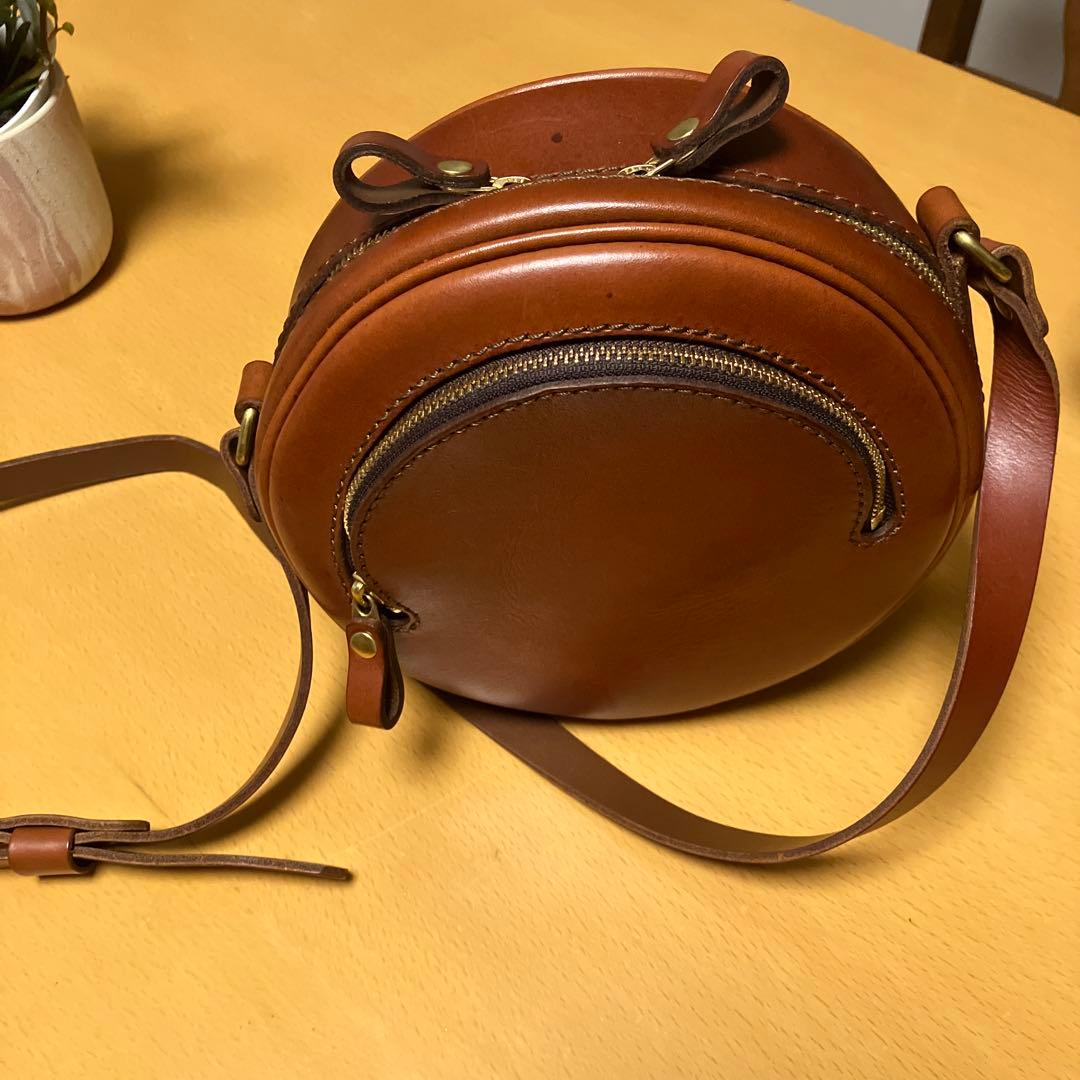 お値下げしました。HERZ まんまるショルダーポシェット（CK-19）