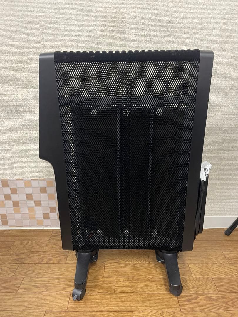 2022年製　siroca 遠赤軽量ヒーター かるポカ　SN-M351