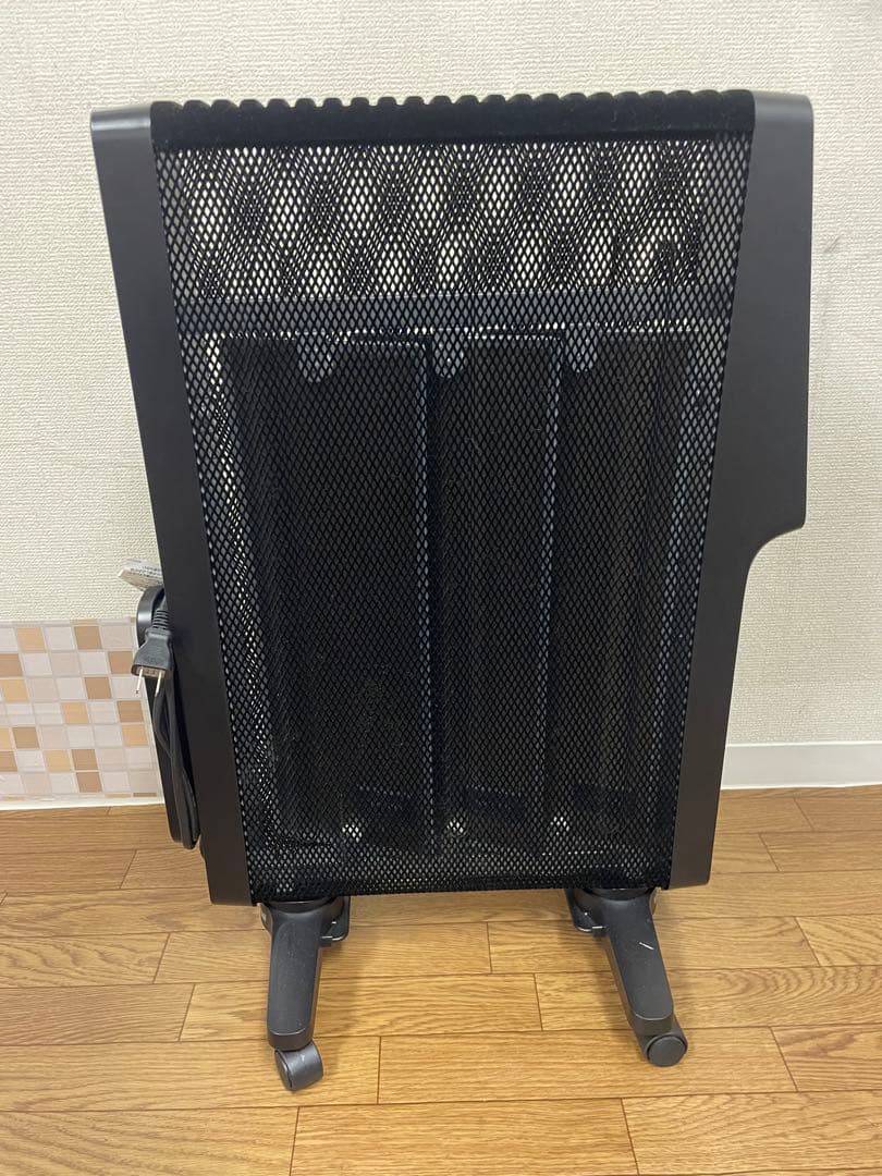 2022年製　siroca 遠赤軽量ヒーター かるポカ　SN-M351