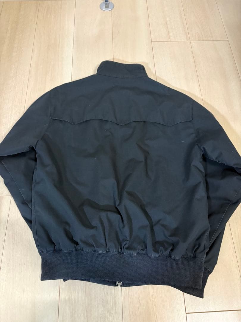 フレッドペリー 黒 ジップアップジャケット