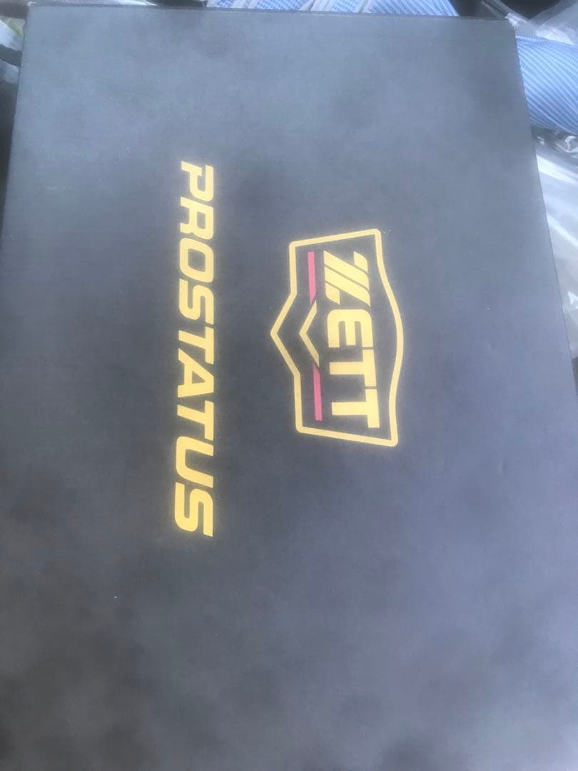 新品未使用【27.5cmゼット　プロステイタス】野球用埋め込み型金具スパイク。