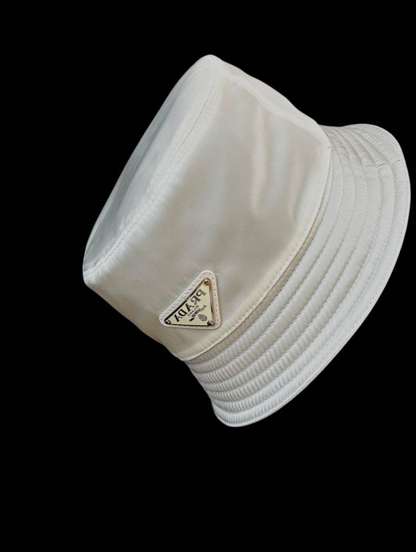 PRADA ナイロンバケットハットホワイト/ M