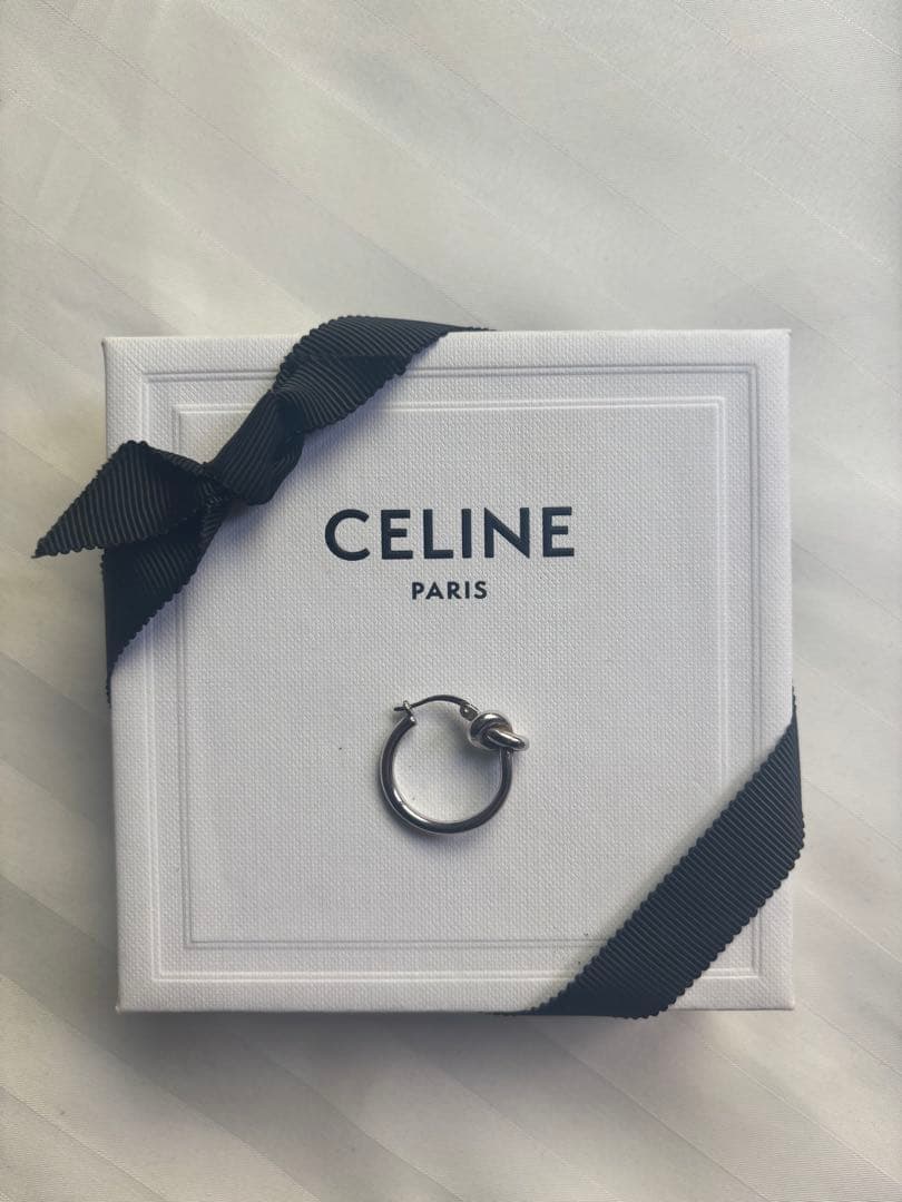【正規品】CELINE ピアス シルバー(片耳のみ)ケース/箱あり