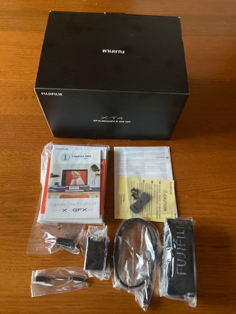 FUJIFILM X-T4 シルバー ミラーレス一眼 smallrig