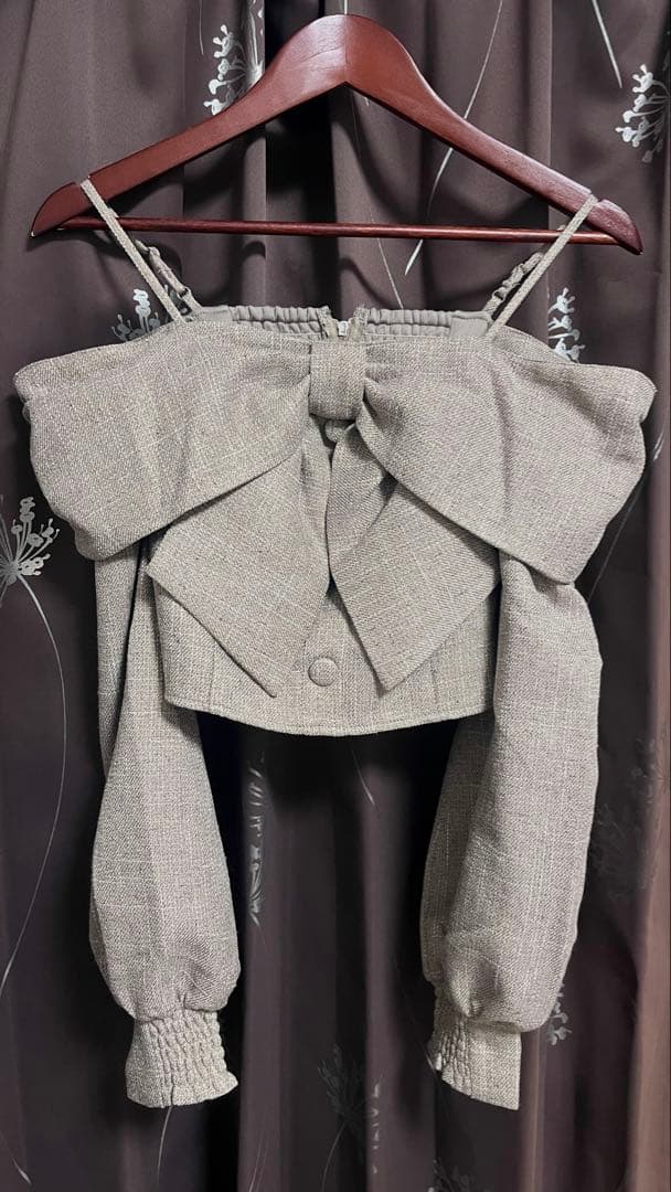 LIP SERVICE リボンオフショルロングスリーブトップス グレー