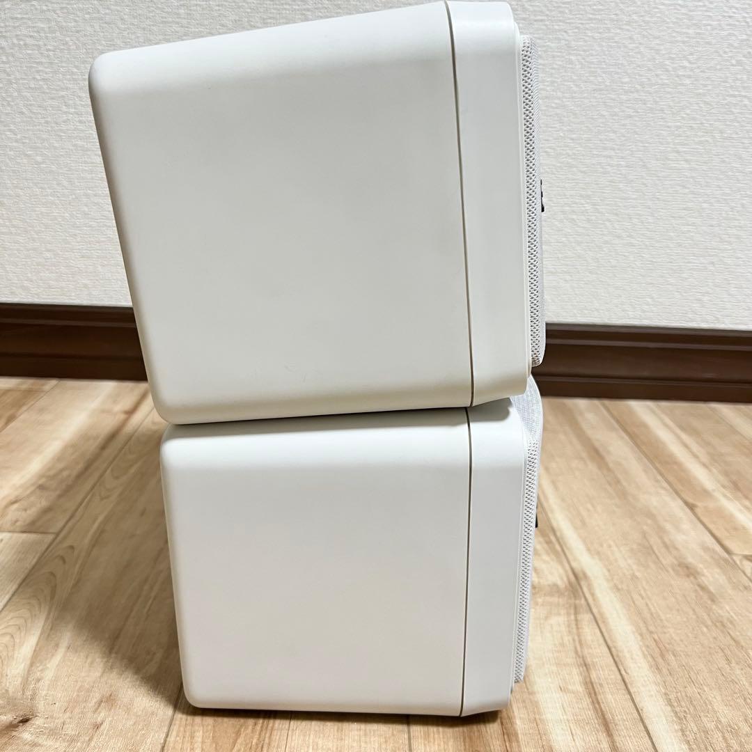 コロ助　BOSE ボーズ 111ADW ペアスピーカー 白 純正吊り金具付