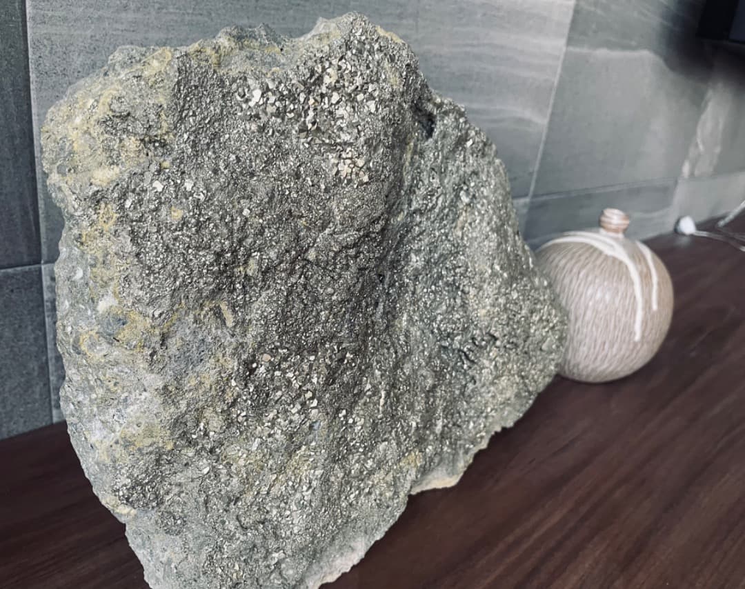 特大!!パイライト 金運 幸運 開運 パワーストーン 黄鉄鉱石 鉱物結晶 水晶