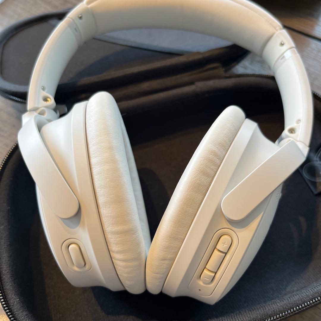 T*様 美品 Bose QuietComfort 45 ワイヤレスヘッドホン ホ