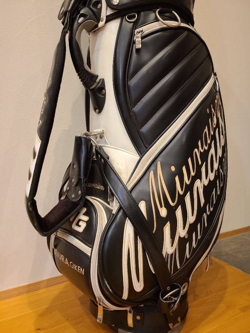 三浦技研　キャディバッグ ブラック/ホワイト