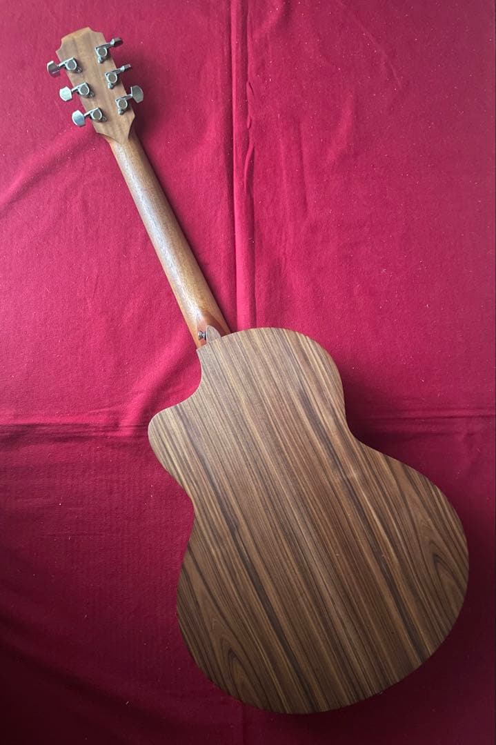 R*u様 Sheeran BY Lowden S-03 ローデン　シーラン