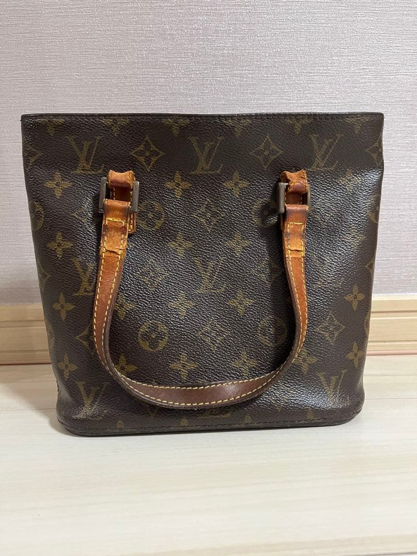 LOUIS VUITTON ルイヴィトン モノグラム