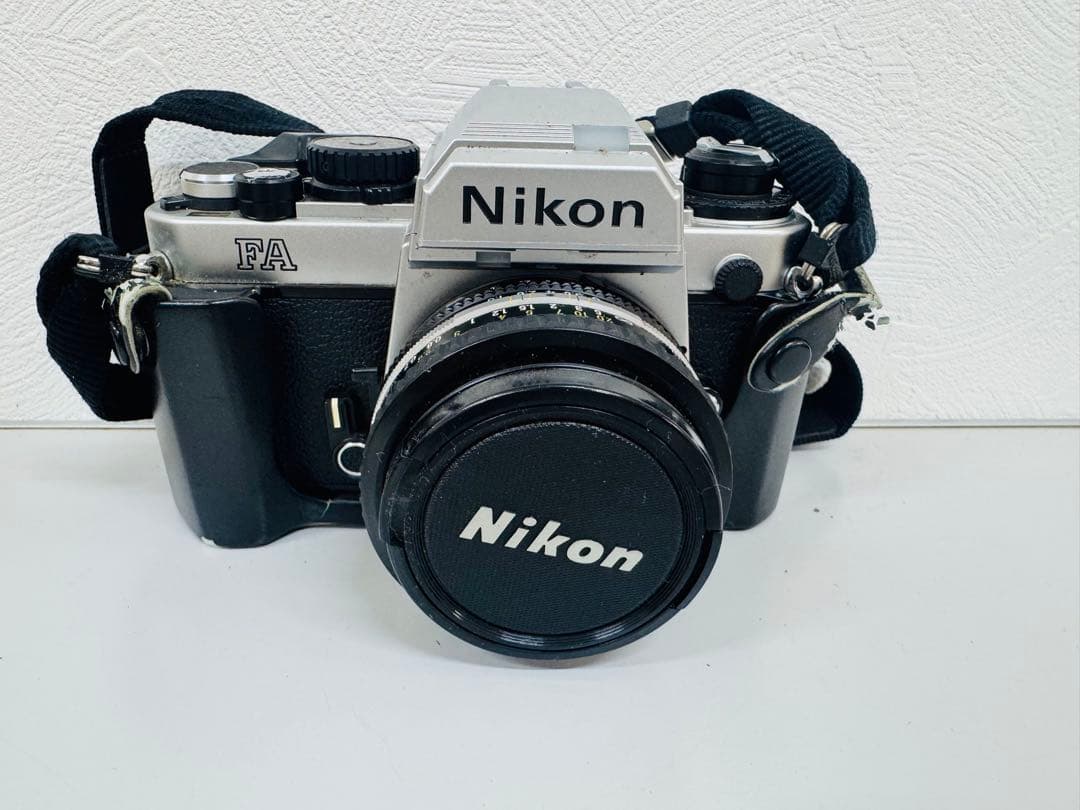Nikon FM フィルム一眼レフカメラ　ズームレンズ2個付き　まとめ売り
