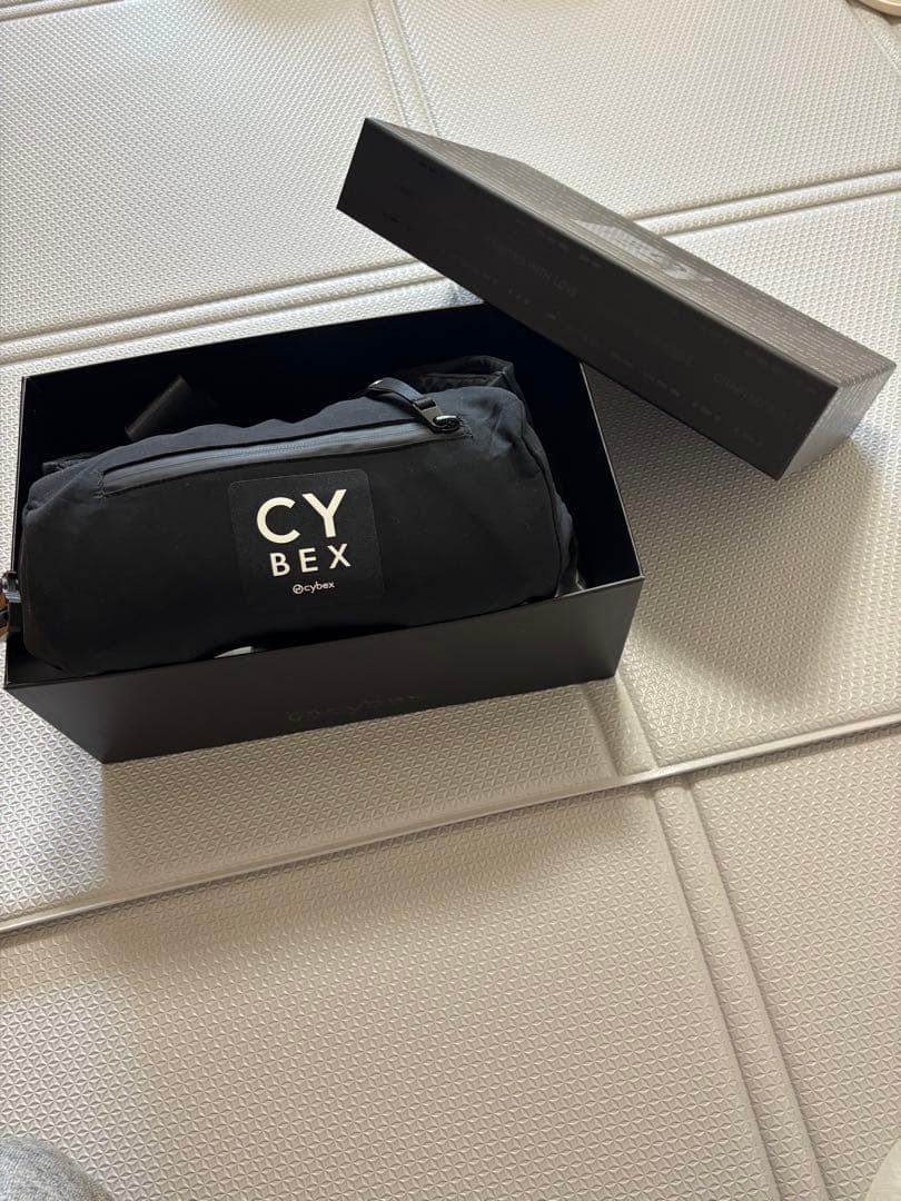 CYBEX 抱っこひも　コヤキャリア　ブラック