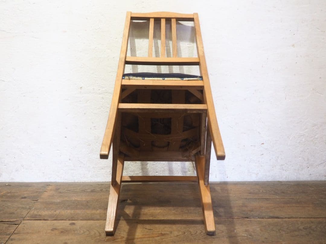 1296 ヴィンテージ　レトロな木製チェア　椅子　イス　学校　古家具　古道具