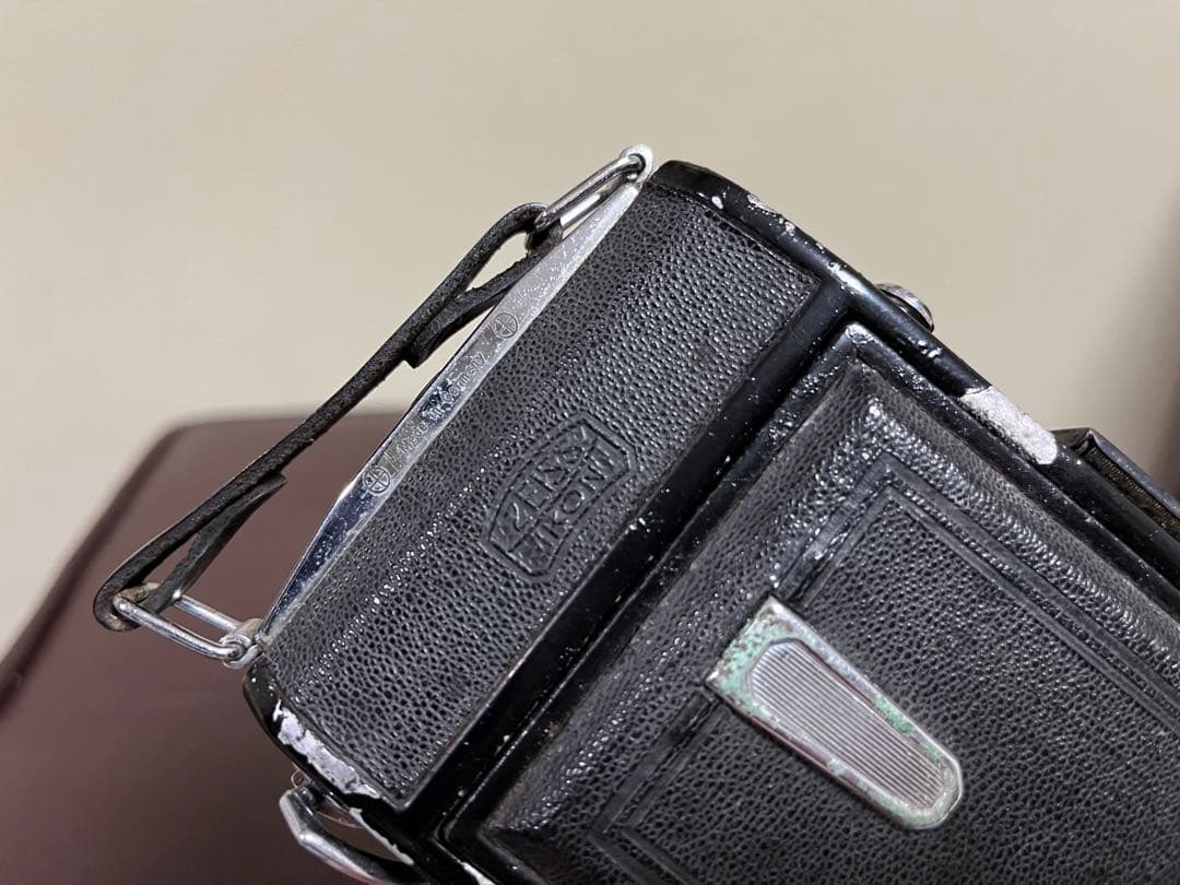 ツァイスイコン　Nettar515/2