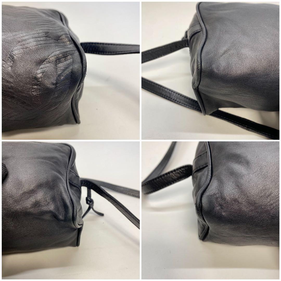 ロエベ ナッパレザーショルダーバッグ スクエア アナグラム ブラック