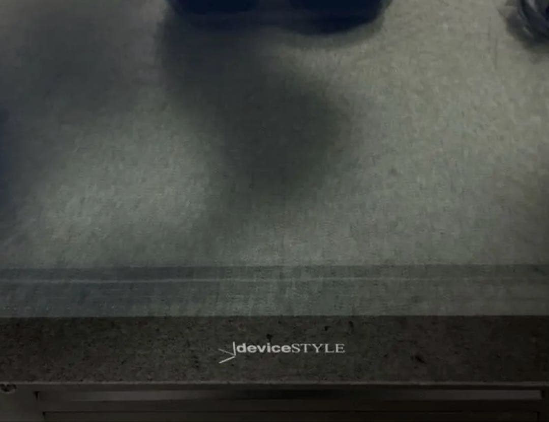 美品　2024年製　デバイスタイル ツインルームワインセラー