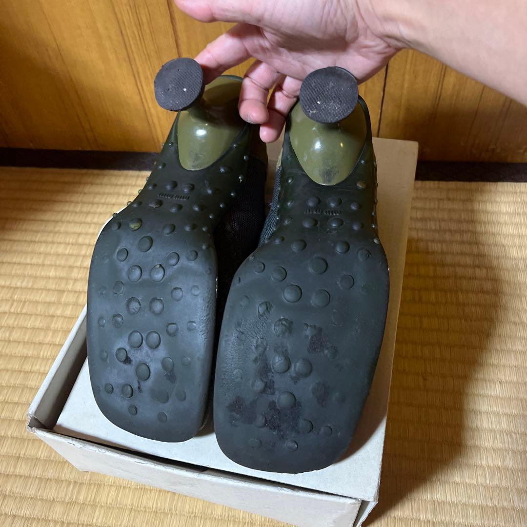 ミュウミュウ　パンプス　25cm カーキ　緑