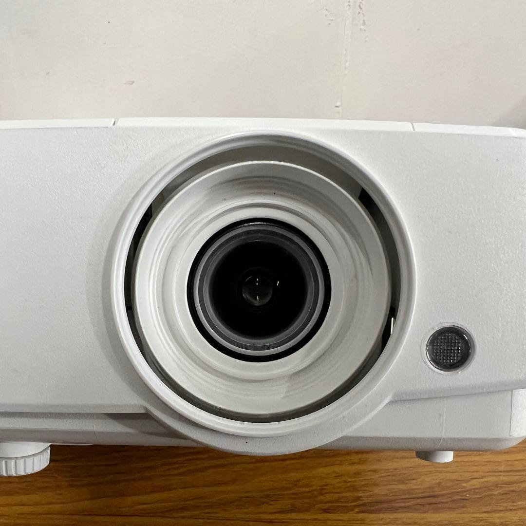 BenQ 超短焦点型DLPフルHDホームプロジェクター 2016年製