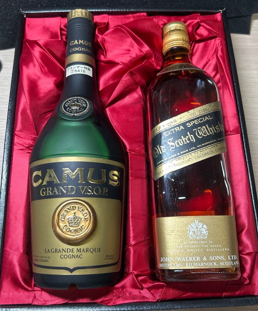 ジョニーウォーカー ブラック　白紋章　CAMUS GRAND V.S.O.P