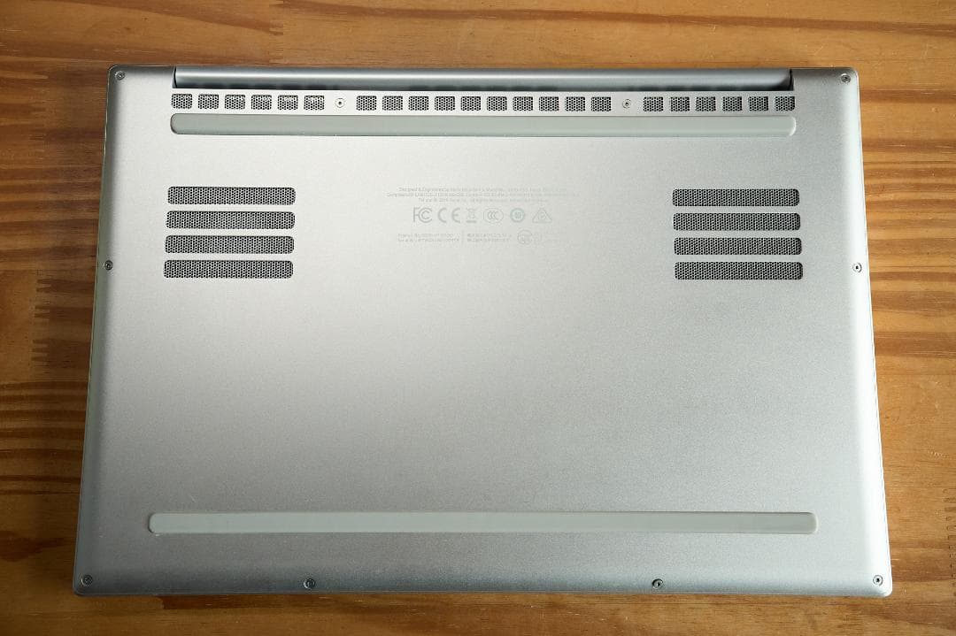 s*o様 Razer Blade Stealth 13 フルHD Mercury