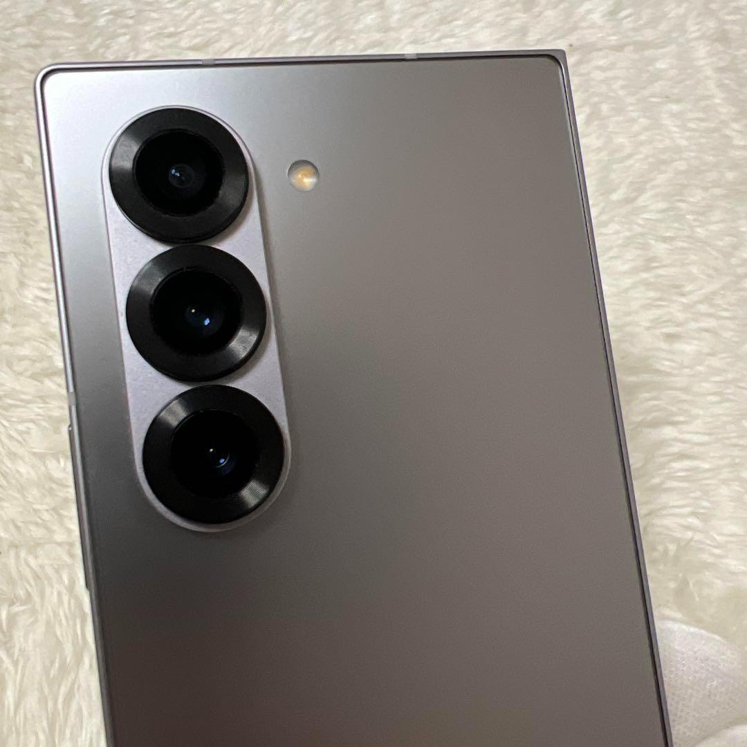 Galaxy Z Fold6 1TB シルバーシャドウ h37