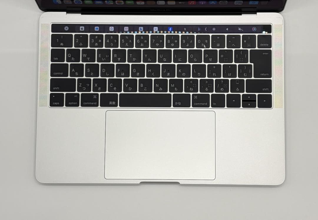 MacBook Pro (13\"、2016)　8GB、256GB、タッチバー