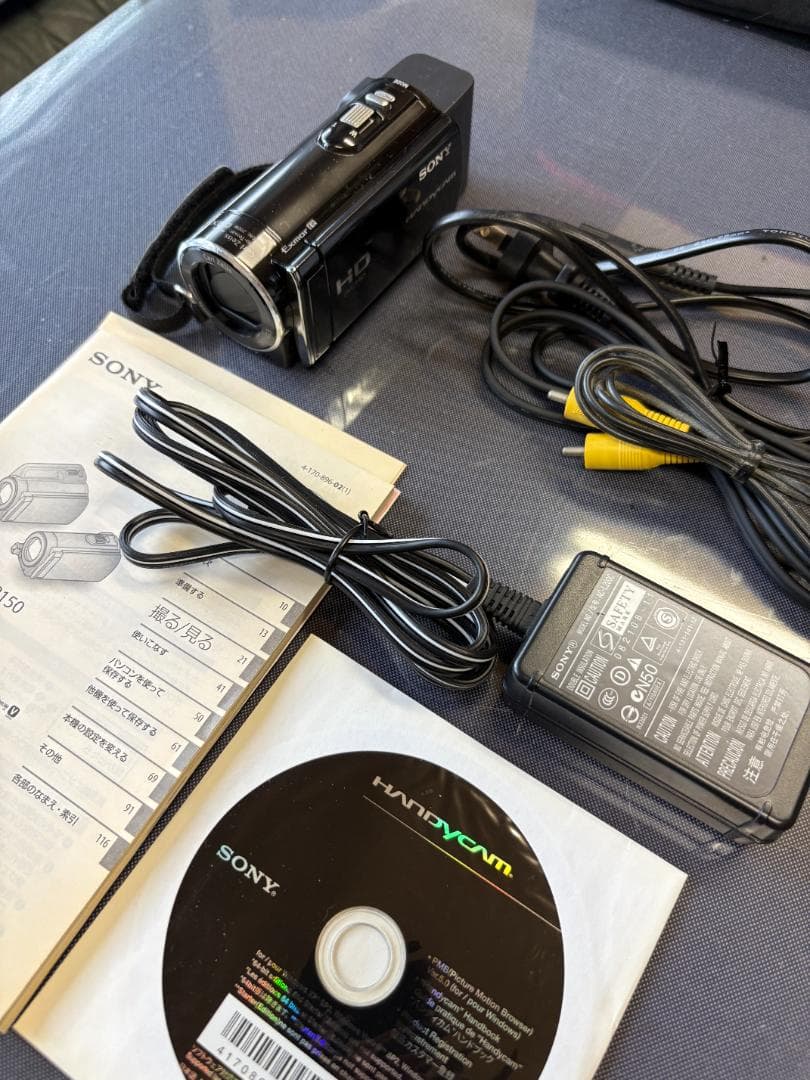 SONY HDR-CX170/XR150 本体と付属品