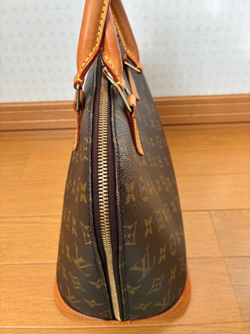 ルイ・ヴィトン　アルマ　モノグラム　ハンドバッグ
