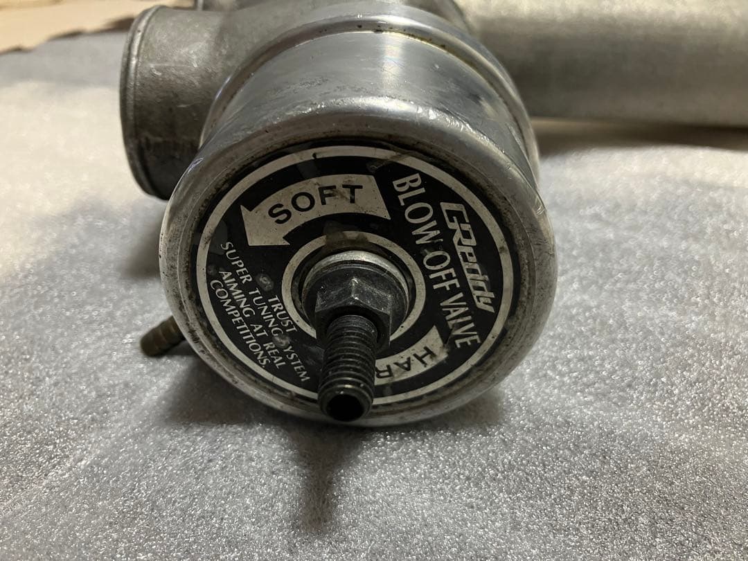 トラスト　ブローオフバルブ　タイプRかな？