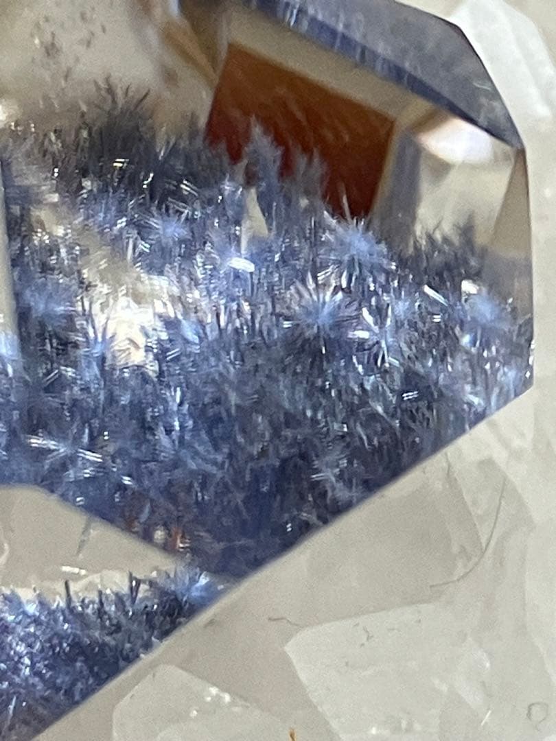 高品質　天然鉱物　デュモルチェライトインクォーツ　90ct