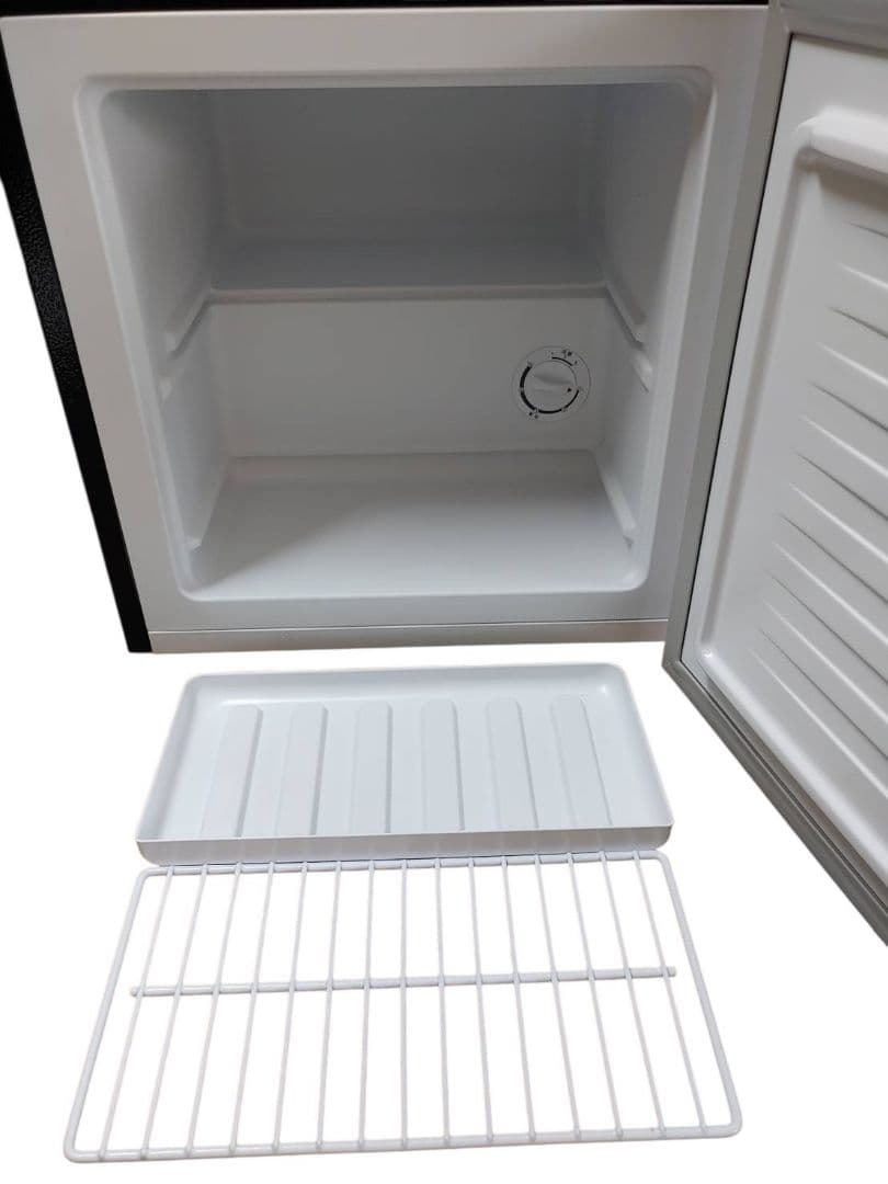 【名古屋市優先】25年製　アイリス 冷凍庫 31L PF-A31FD-B