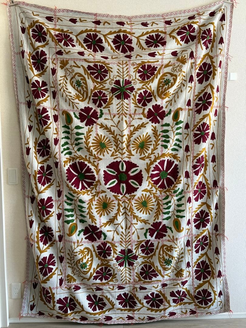 『最終価格』スザニ刺繍カンタキルト　スザニ刺繍　ヴィンテージ　インド　一点もの