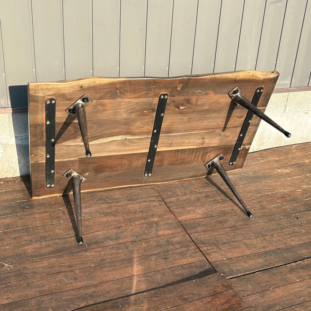 北欧レトロ 無垢材 木製テーブル アイアン脚 インダストリアル 重厚ローテーブル